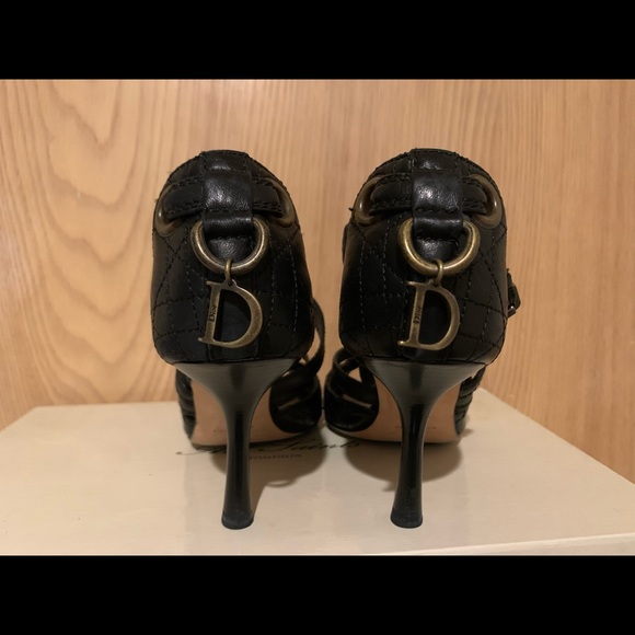 CHRISTIAN DIOR HEELS - Picture 3 of 5